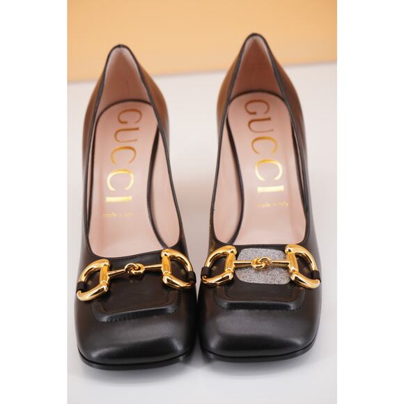 Gucci Black Leather Horsebit Block Heel Pumps with Gold Hardware - Picture 2 of 11